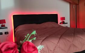 Red Lux Apartment