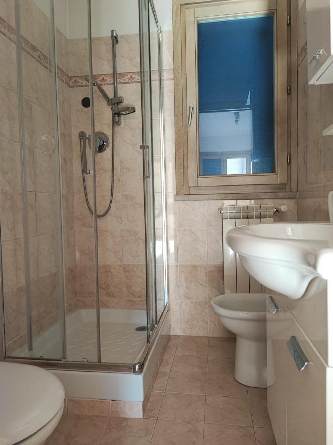 Red Lux Apartment Fiumicino Exterior photo