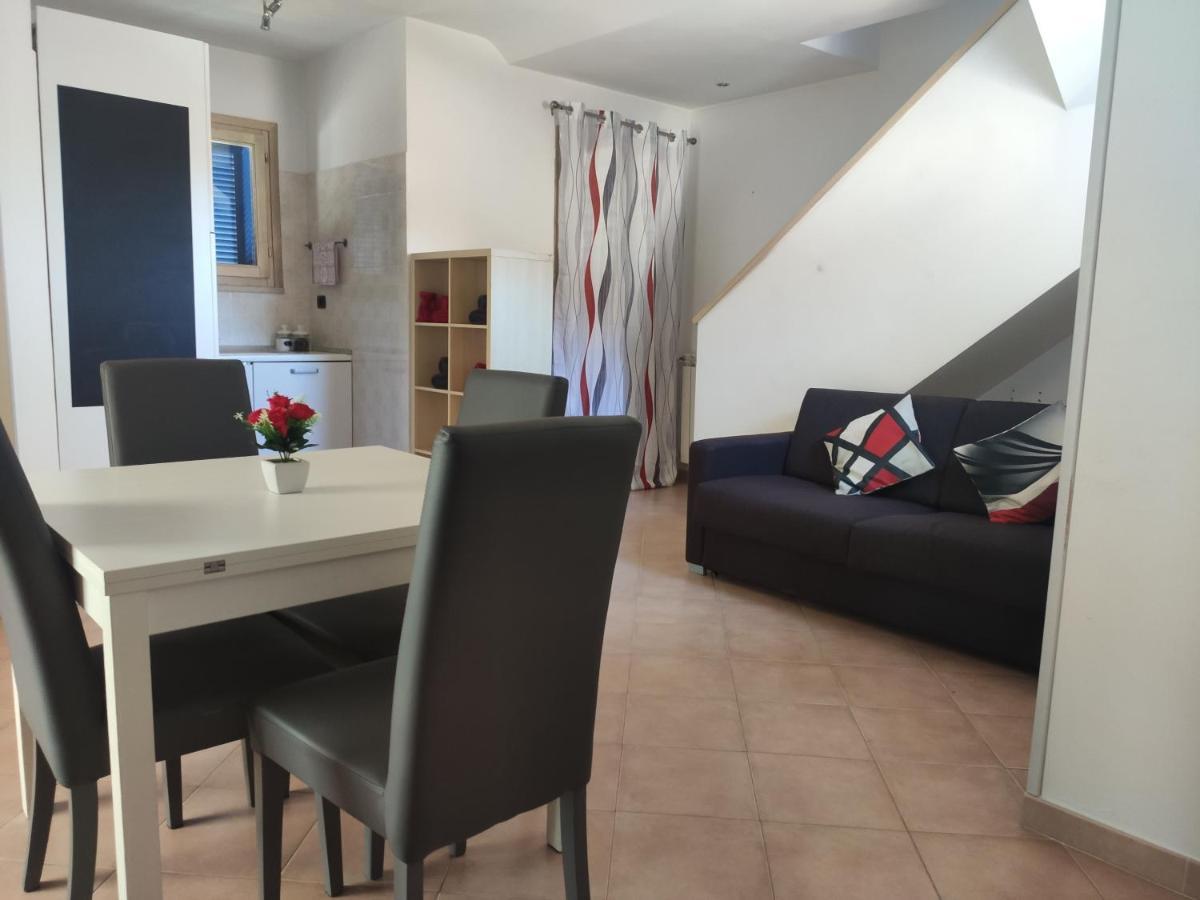 Red Lux Apartment Fiumicino Exterior photo