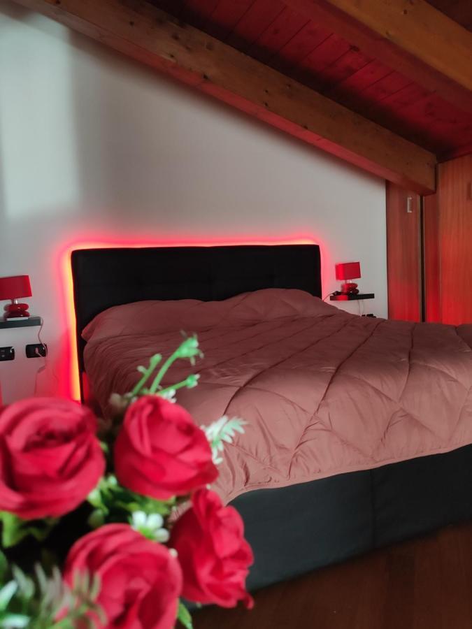 Red Lux Apartment Fiumicino Exterior photo