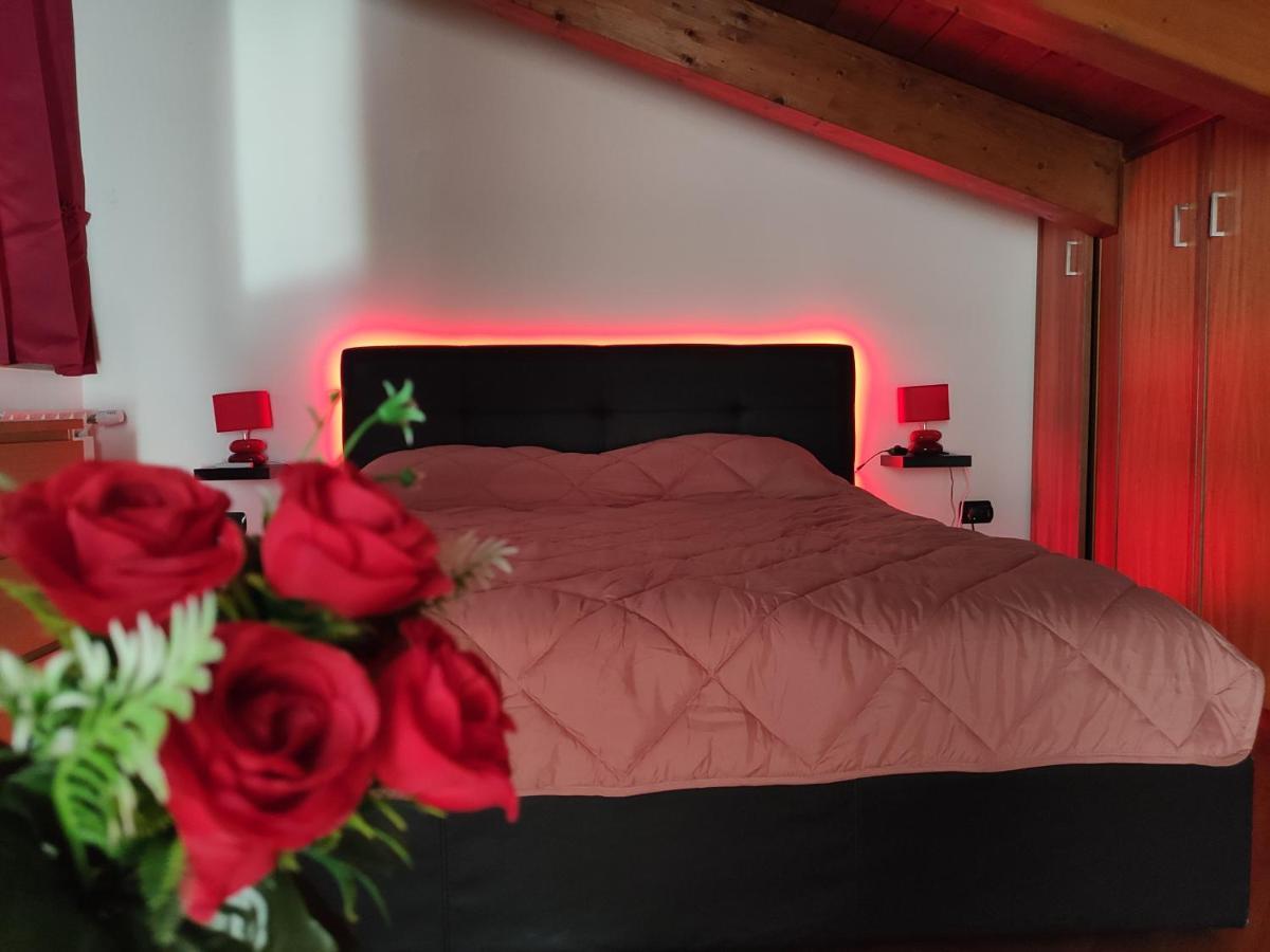 Red Lux Apartment Fiumicino Exterior photo
